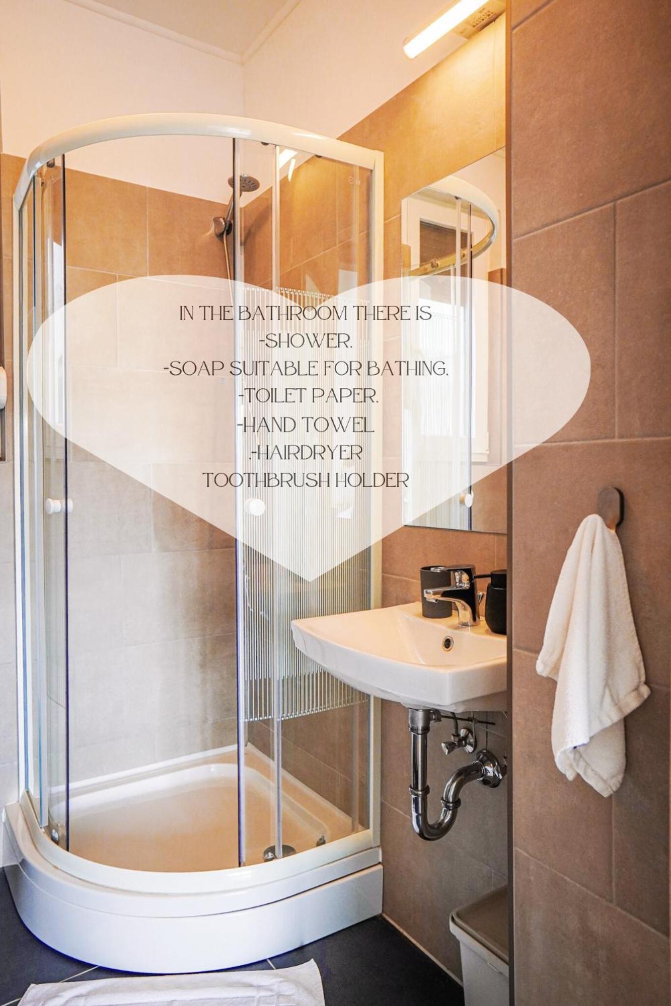 Matyas Corner Apartments Green Square Studio Apartment I Будапеща Стая снимка